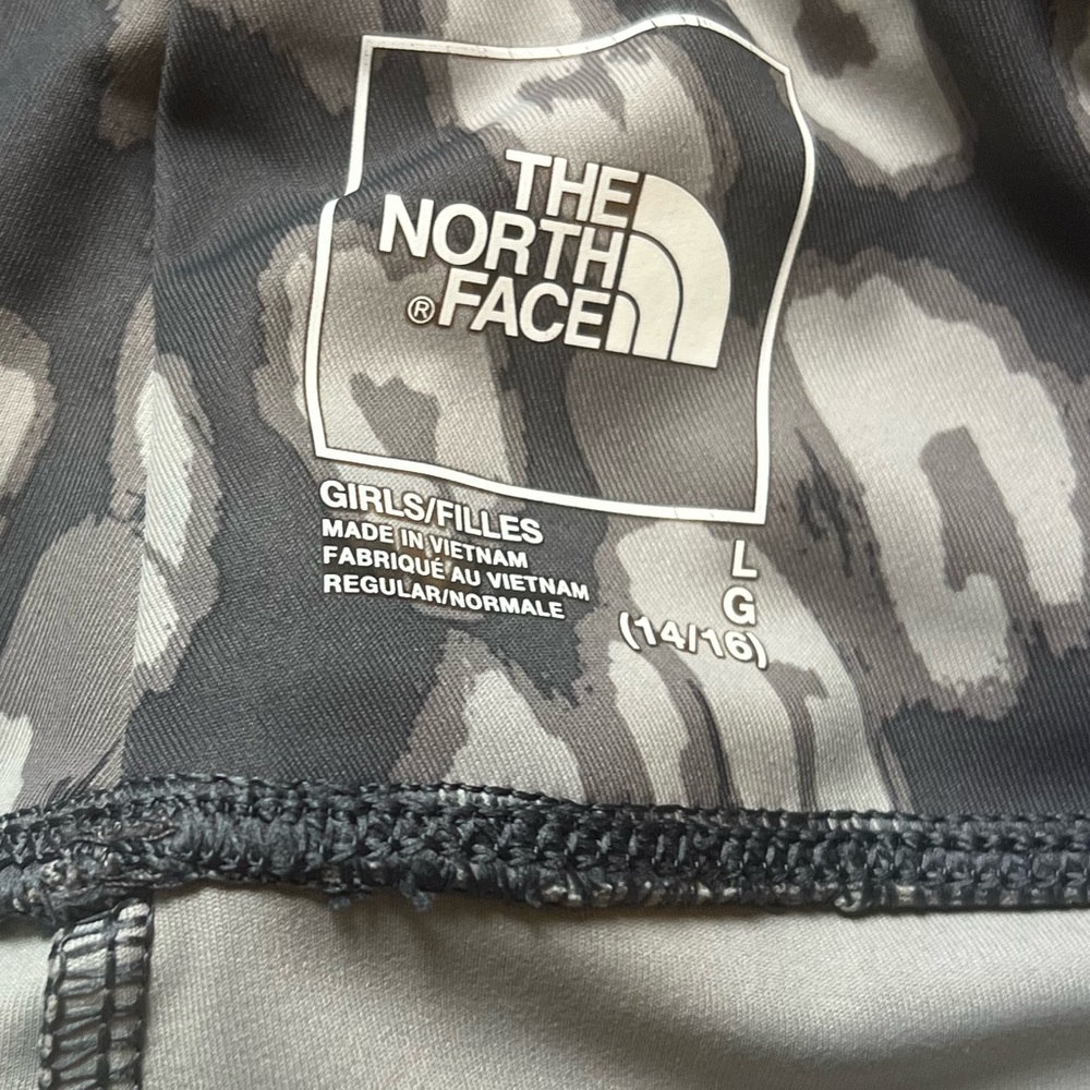The Northface Girls flash dry Leopard Print Pants EUC size Large 14-16 - Picture 5 of 5